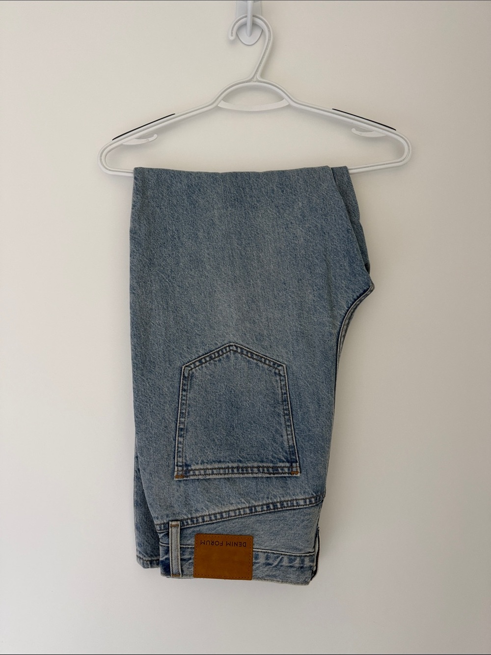 Denim Forum The Joni High Rise Loose 29L in Light Wash